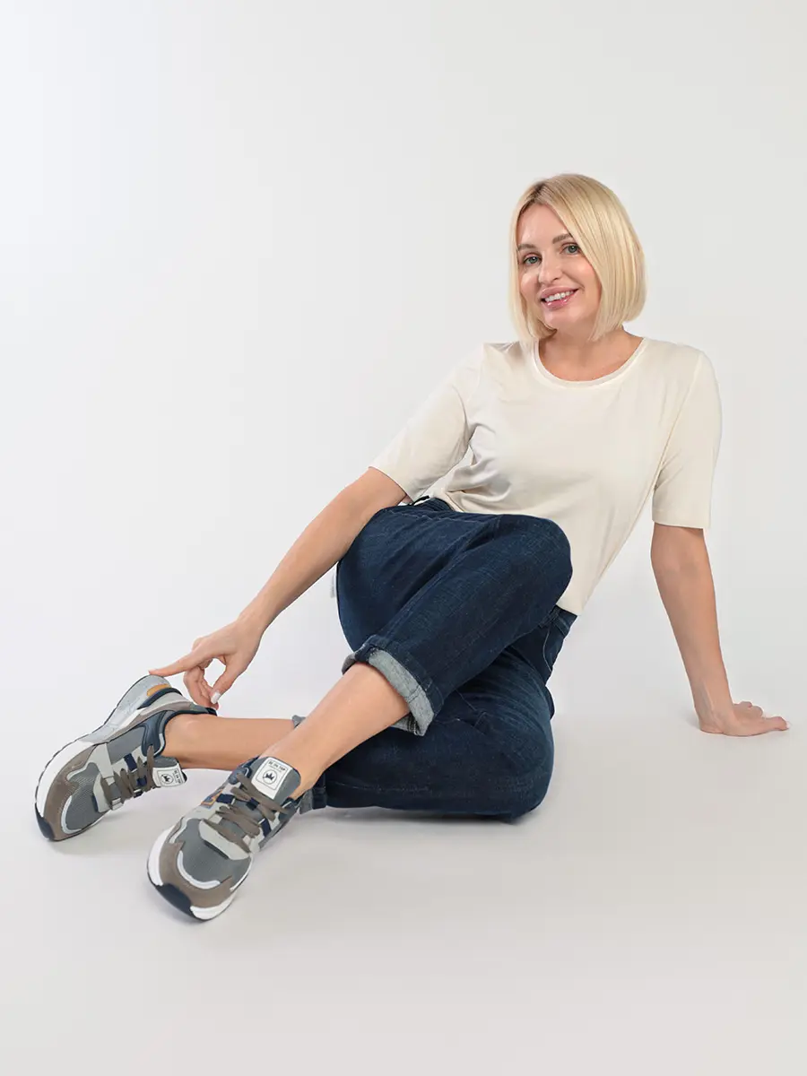 Кроссовки комбинированные в стиле колор-блок